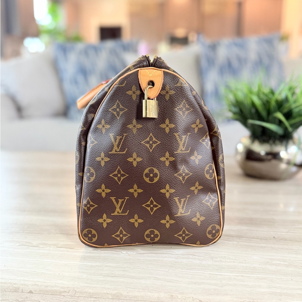 Louis Vuitton Vintage Monogram Speedy 35 - Picture 3 of 16